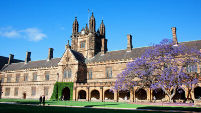 University of Sydney Quad 800x450 Image by Andrea Schaffer (aschaf) from Flickr