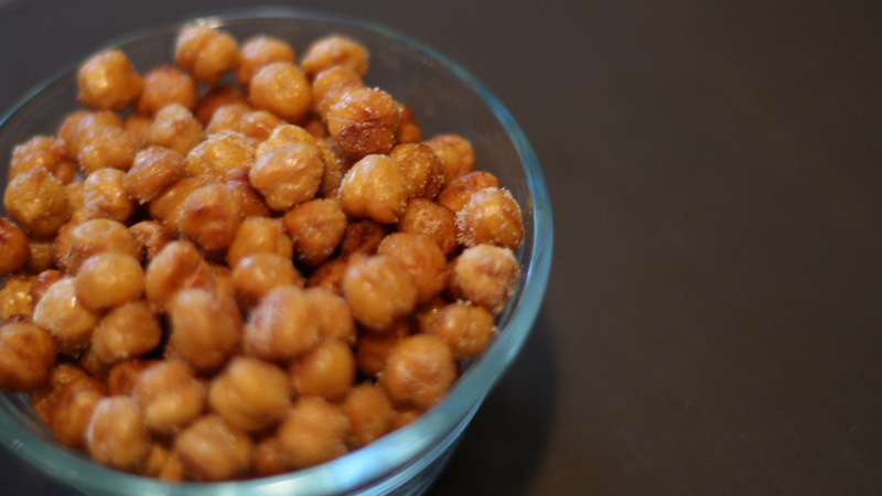 Bowl of roasted chickpeas, a plant protein